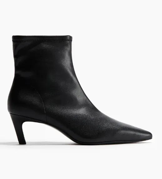Shares Boot 10 Best Black Boots That Instantly Make Every Outfit Cooler